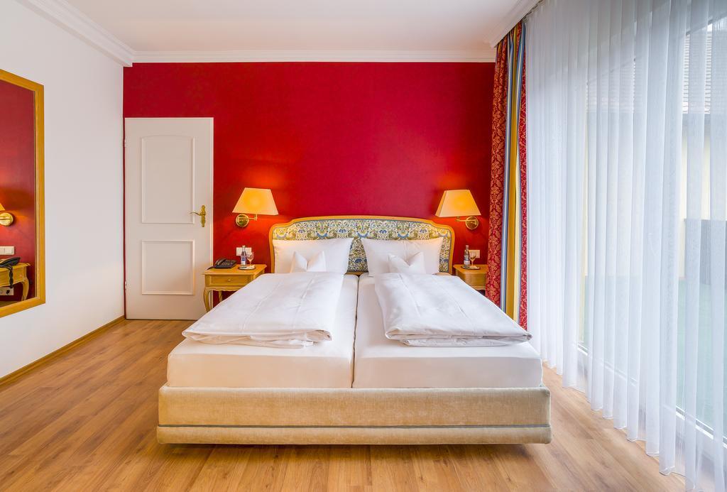 Hotel Krone Alzenau Zimmer foto